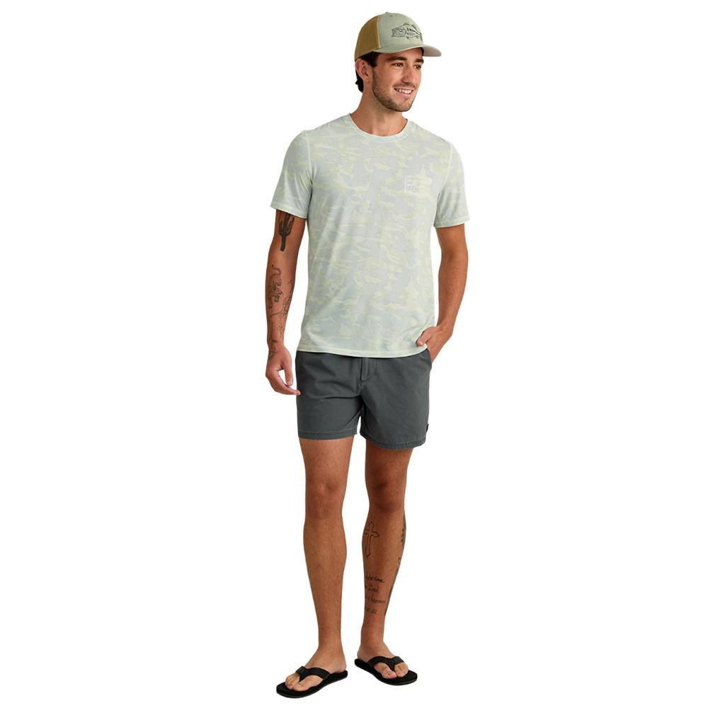 Huk Drift Performance Short Sleeve Shirt Pale Algae Camo M