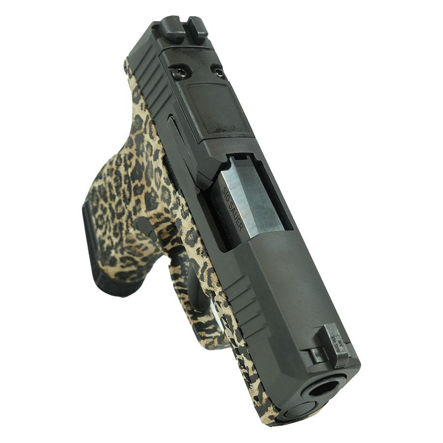 P365 9MM 3.1IN STRIKER X-RAY 3 10RD OPTIC READY Leopard Print